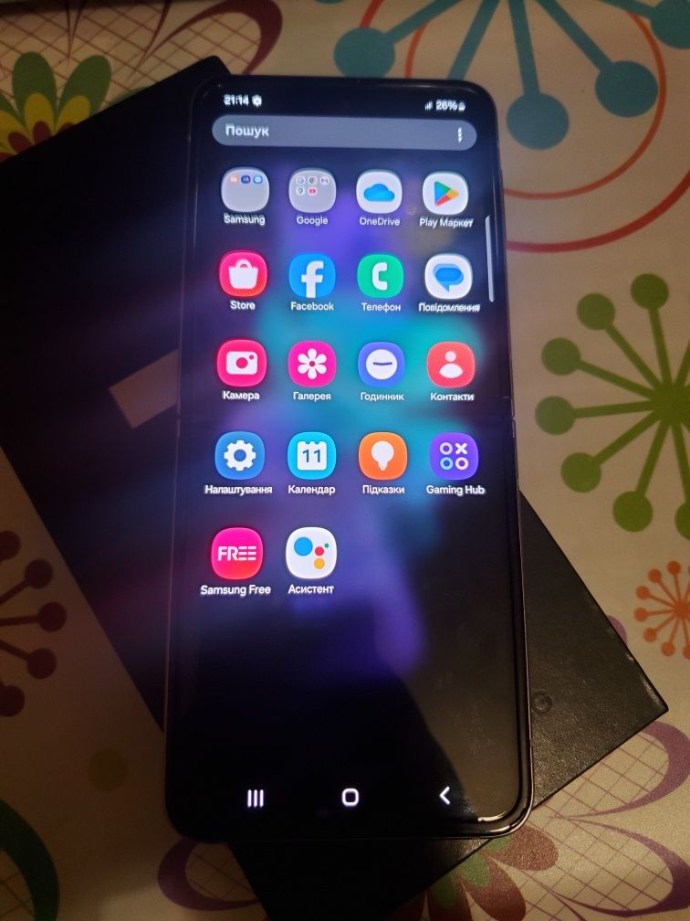 Samsung Galaxy Z flip 3! 5G 8/256GB як Новий!