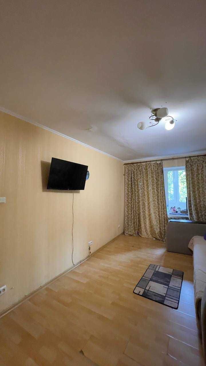 продам 1 комн на Крымской с ремонтом  22 500 у.е