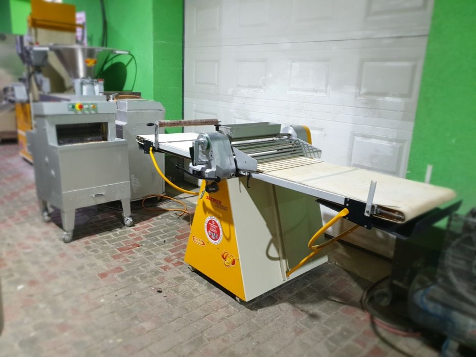 Тестораскатка для пекарни и кондитерки Seewer Rondo 220в