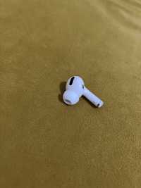 наушник Apple AirPods А 2084 правый