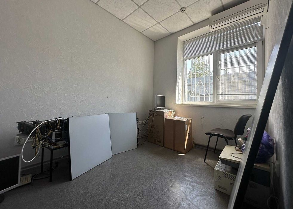 Оренда офісного приміщення на вул. Київська