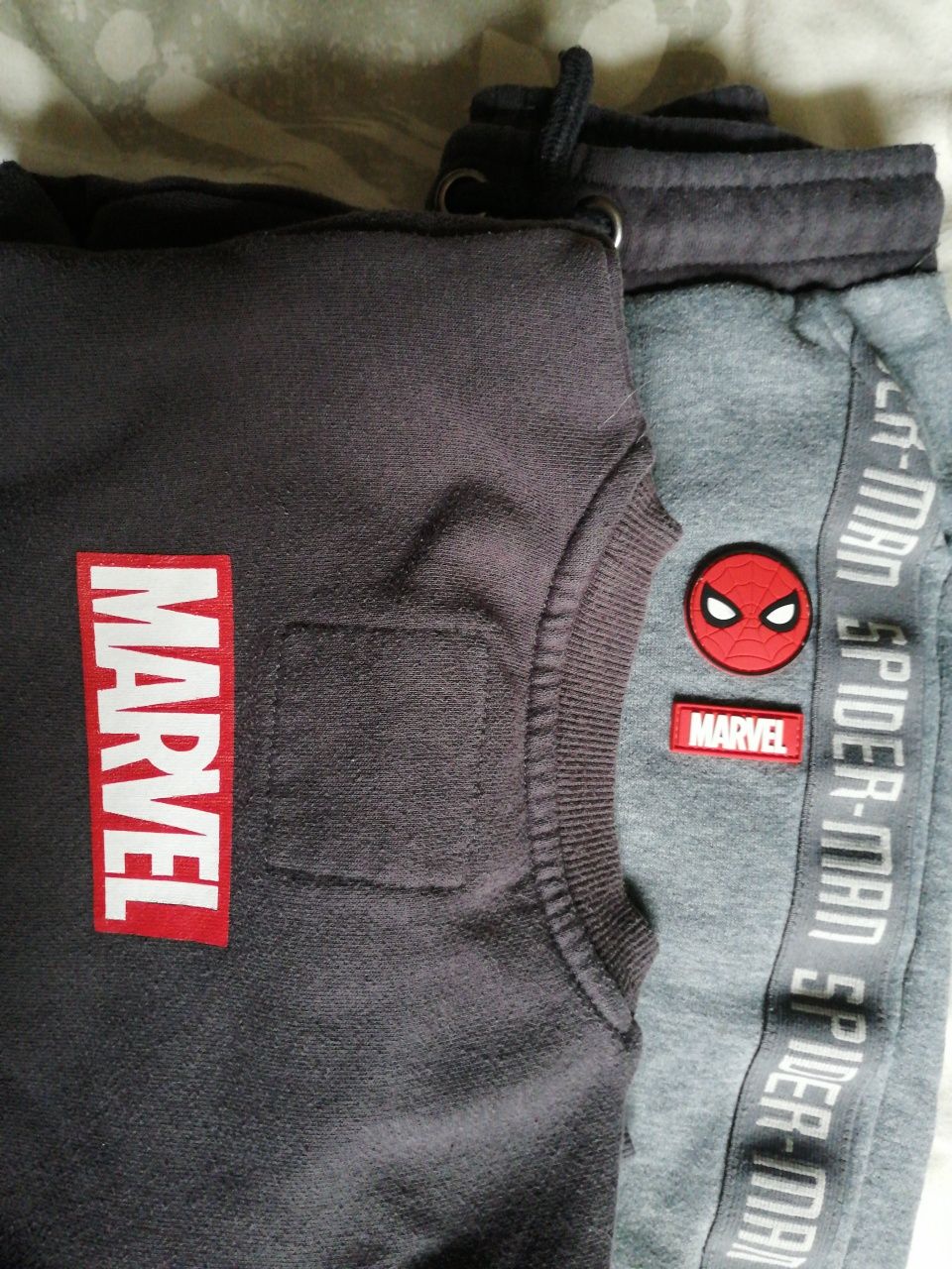 Szary Dres cool club chłopięcy spider man 104 marvel