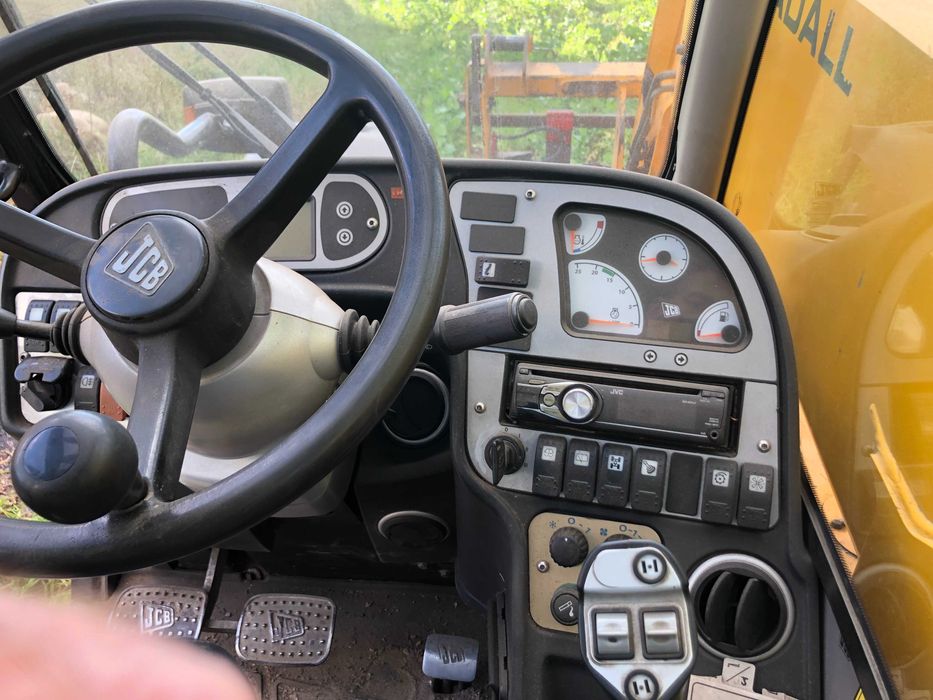 Sprzedam ładowarkę JCB 541/70