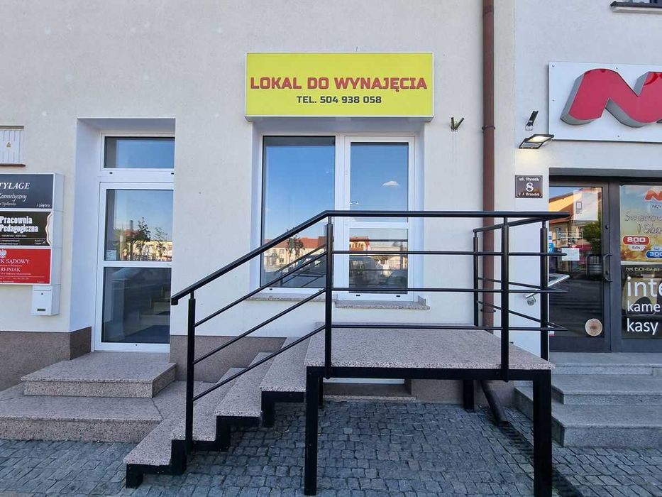 Wynajmę lokal 20m2 handlowo-usługowy w Rynku Maków Mazowiecki