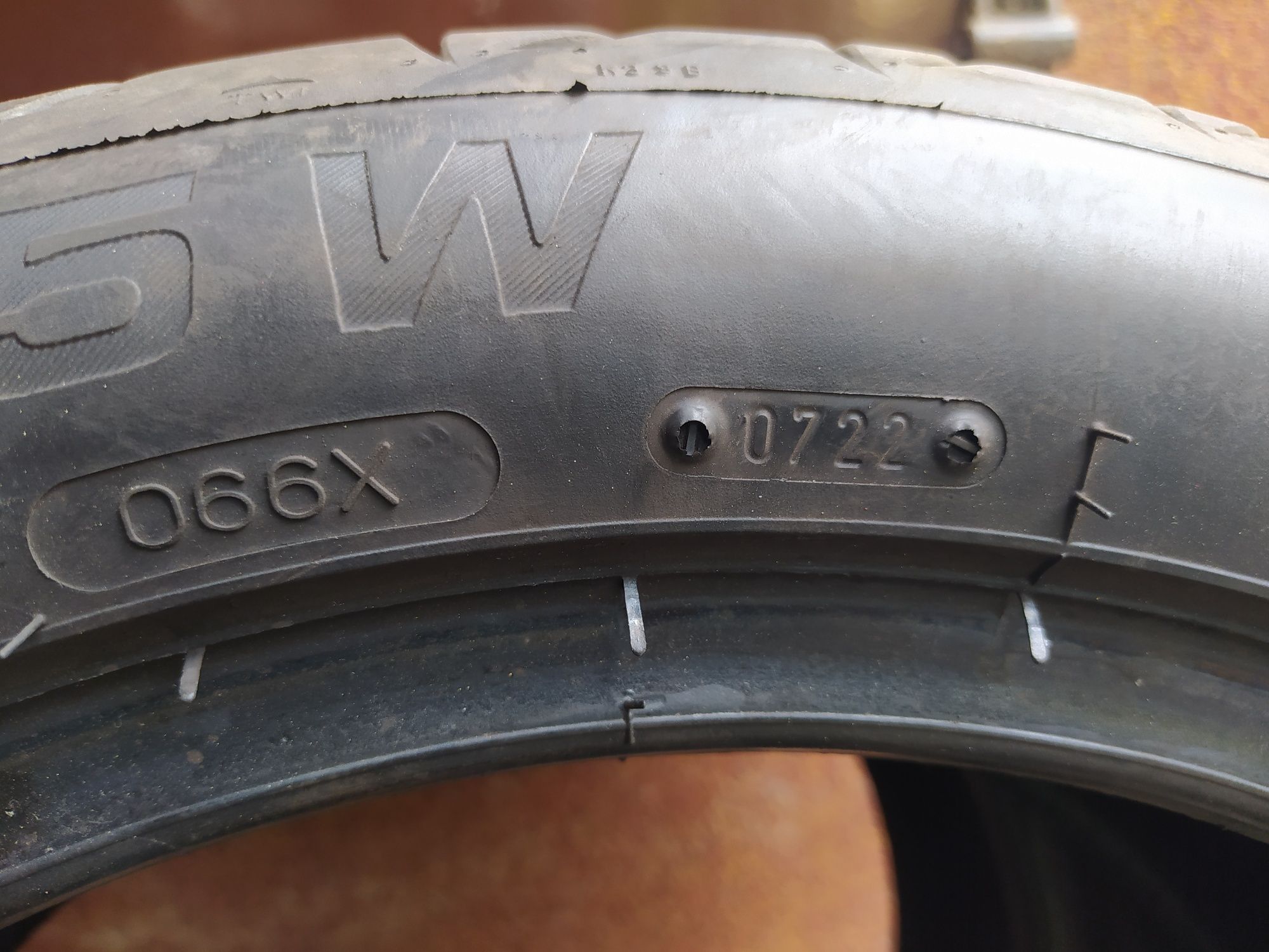 Opony koła 215/50 r17 225/45 17 Pirelli Dunlop Goodyear 8 sztuk
