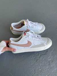 Жіночі кросівки Nike Blazer Low білий з рожевим N00172 ТОП