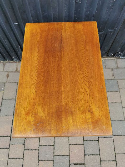 Stolik z żyłkową półką Dřevopodnik Holešov, Czechosłowacja '60, PRL