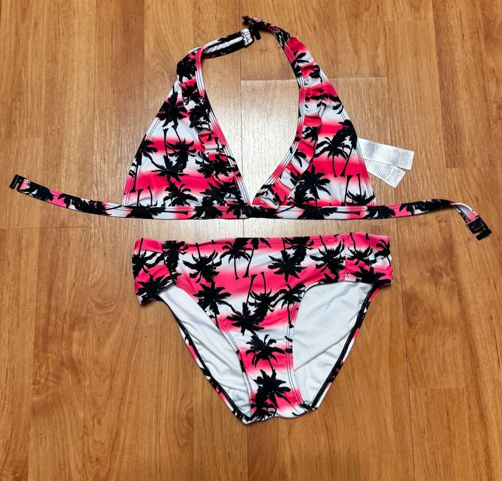 Strój kąpielowy dla dziewczynki .