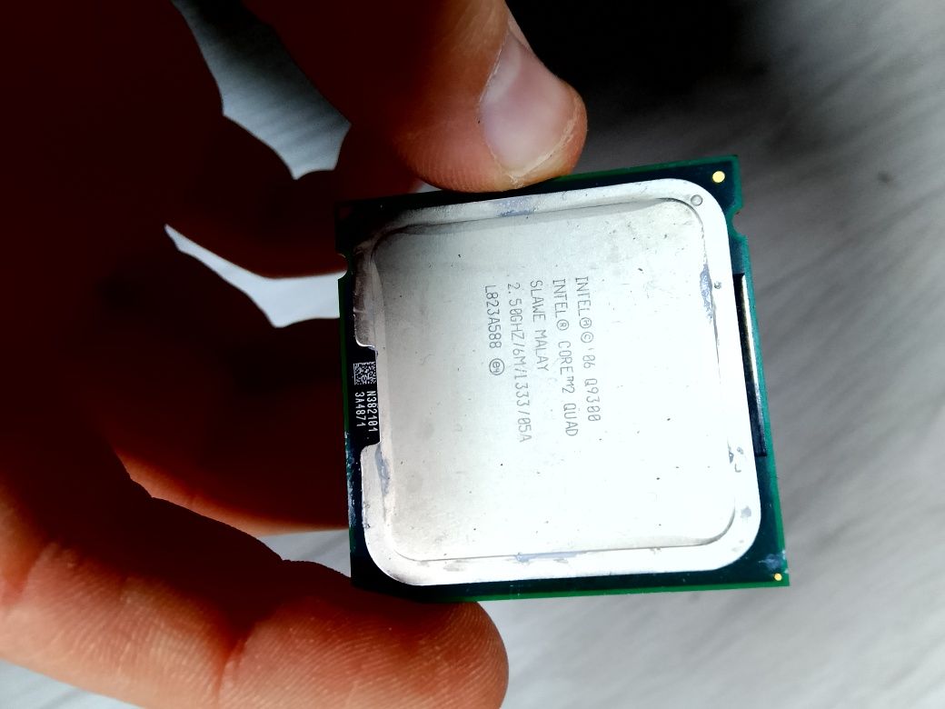 Процесори Intel Core Quad і Xeon