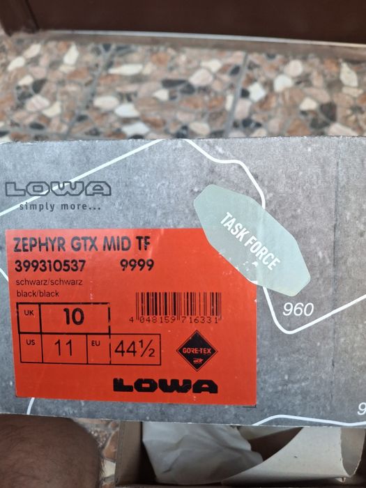 Lowa zephyr gtx mid