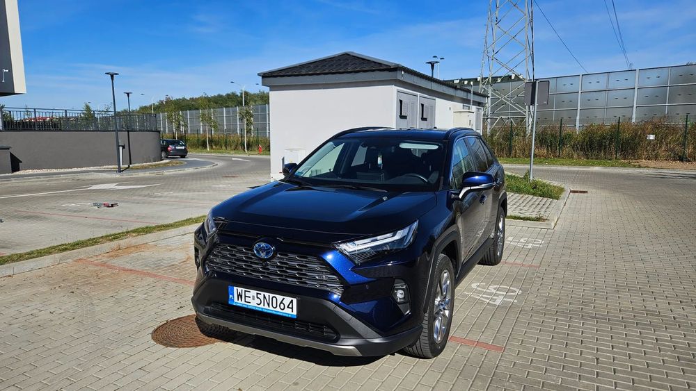 Toyota RAV4 Toyota RAV4 2.5 Hybrid 4x4 Executive 222 KM