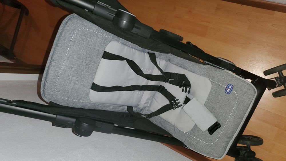 Carrinho bebe Chicco dobrável