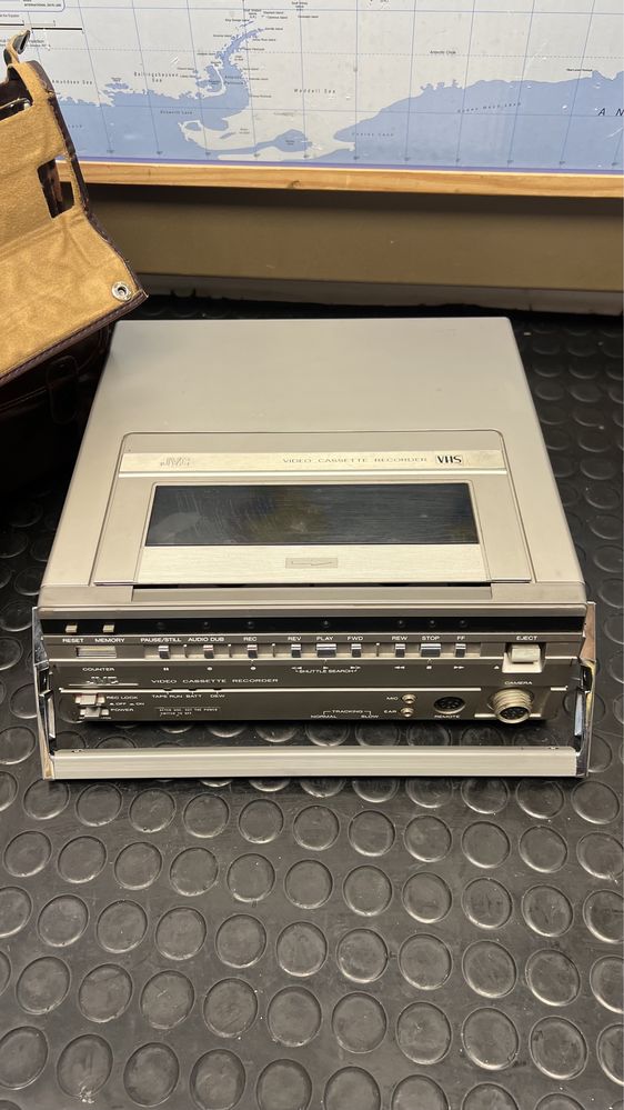Camara e video gravador VHS JVC HR-2200EG GX-88E