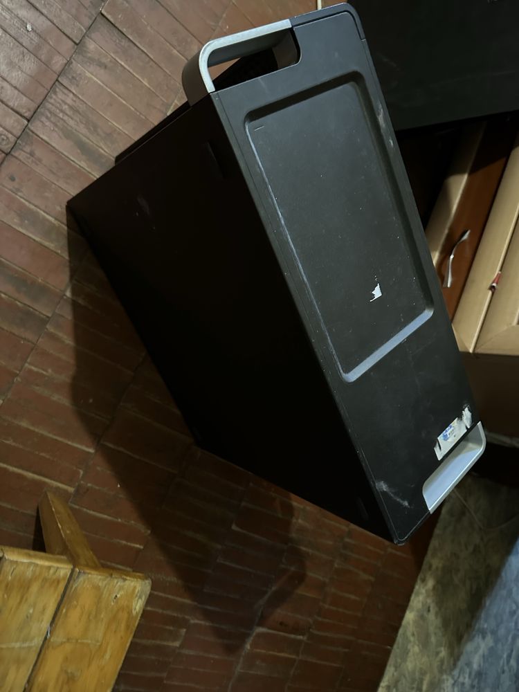 Продам серверний пк dell t3600
