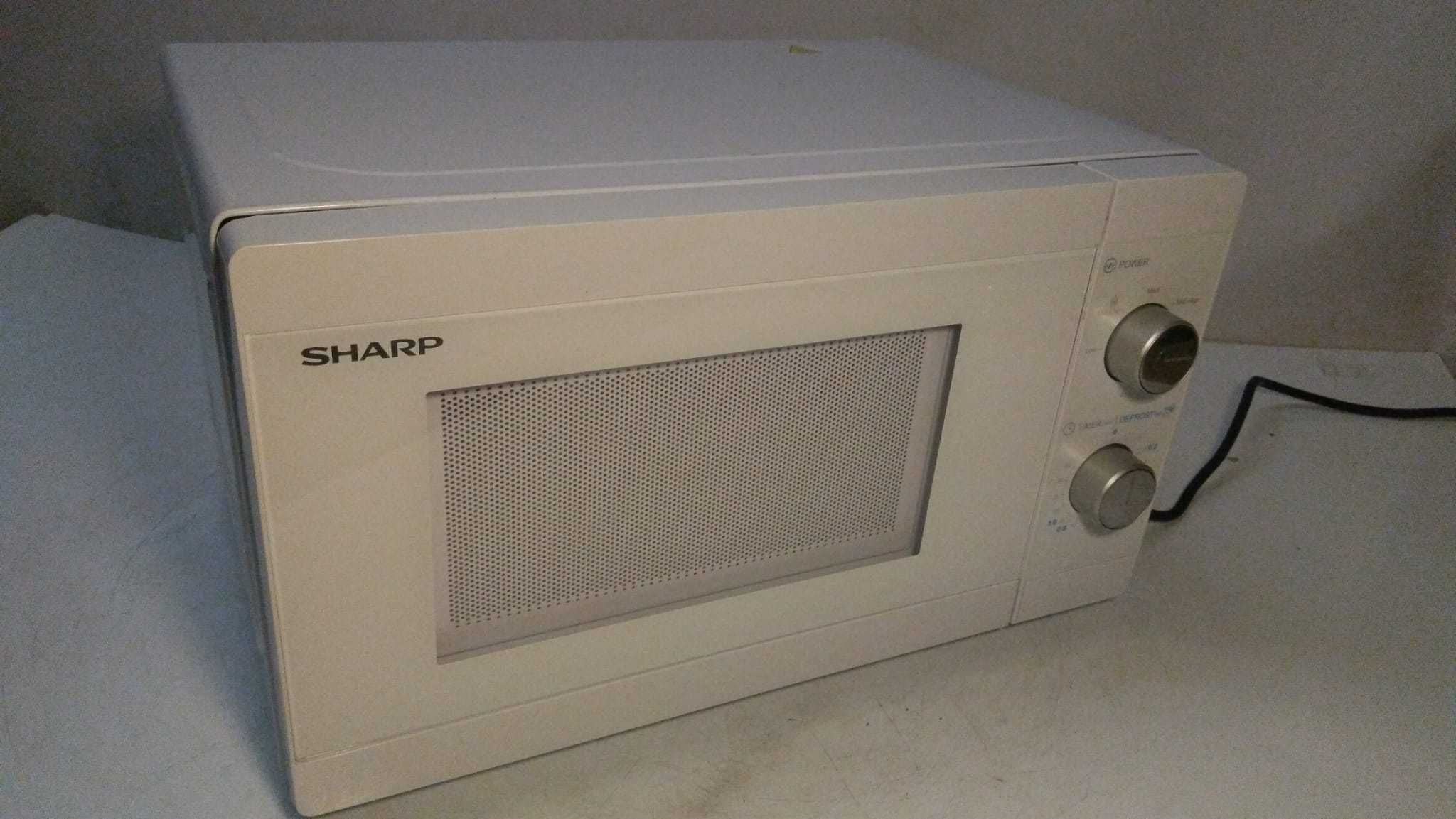 Kuchenka mikrofalowa Sharp 20L.    G-274