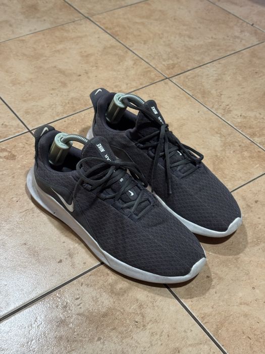 Nike Viale Black 42,5 size
