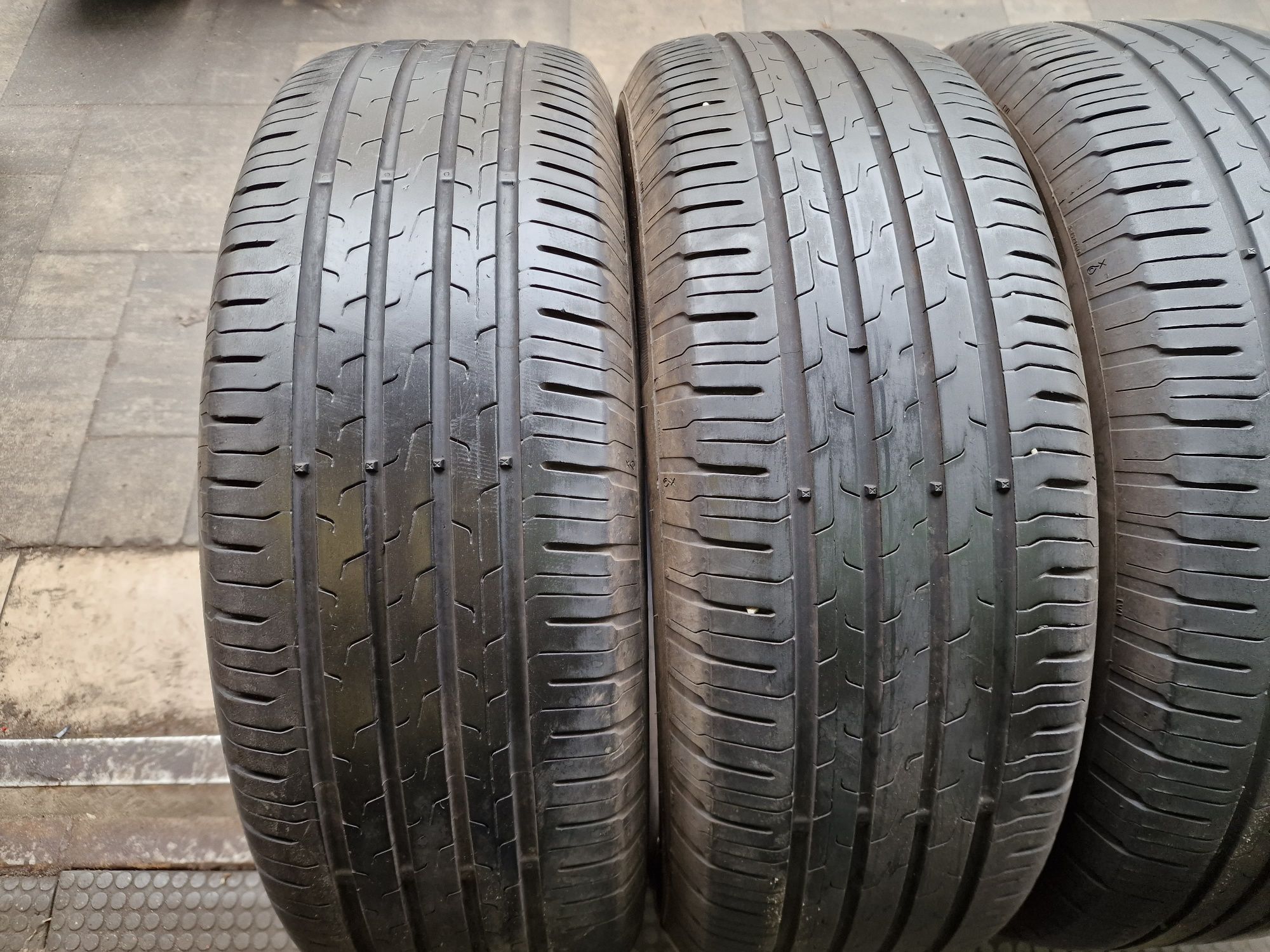 Летняя резина 215/65 R16 Continental Eco 6