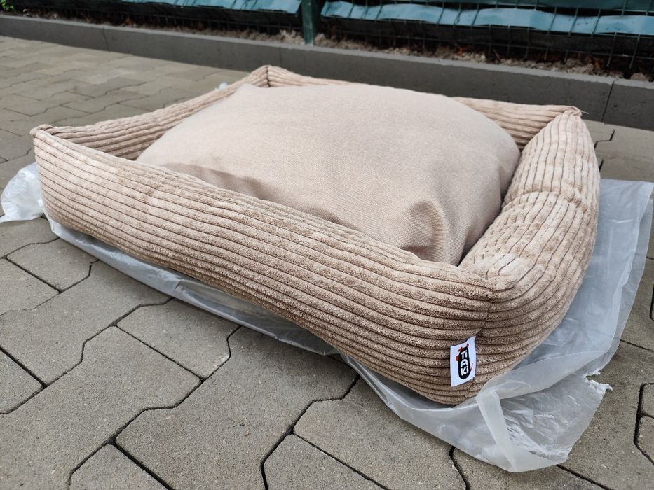 Legowisko dla psa Tiaki Cord Lincoln 77x66 cm