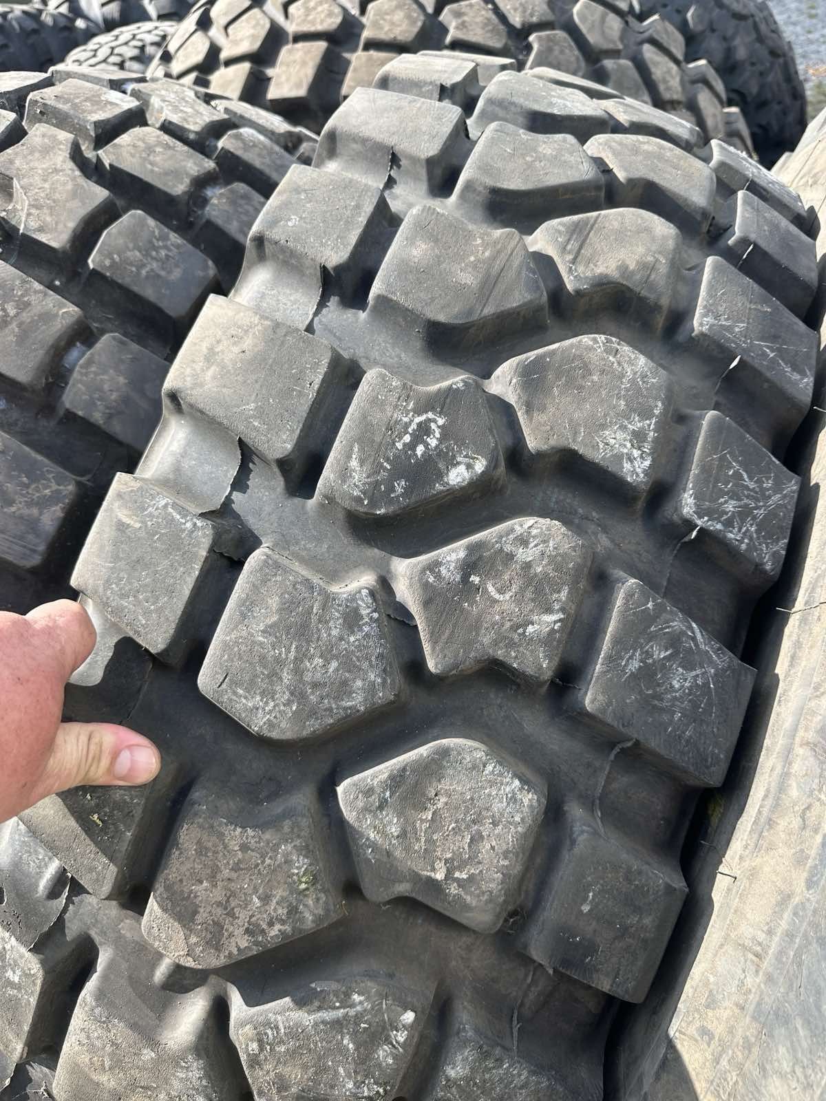 Колеса 14 00 20 Урал камаз Pirelli