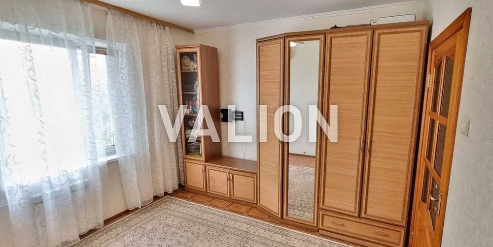 Продам 3-ком.квартиру,возле метро Оболонь, ул. Иорданская 11Д