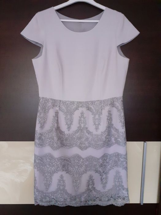 Sukienka elegancka koronka r. 46