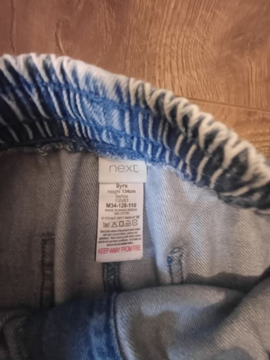 śliczne jeansy Next. Stan idealny