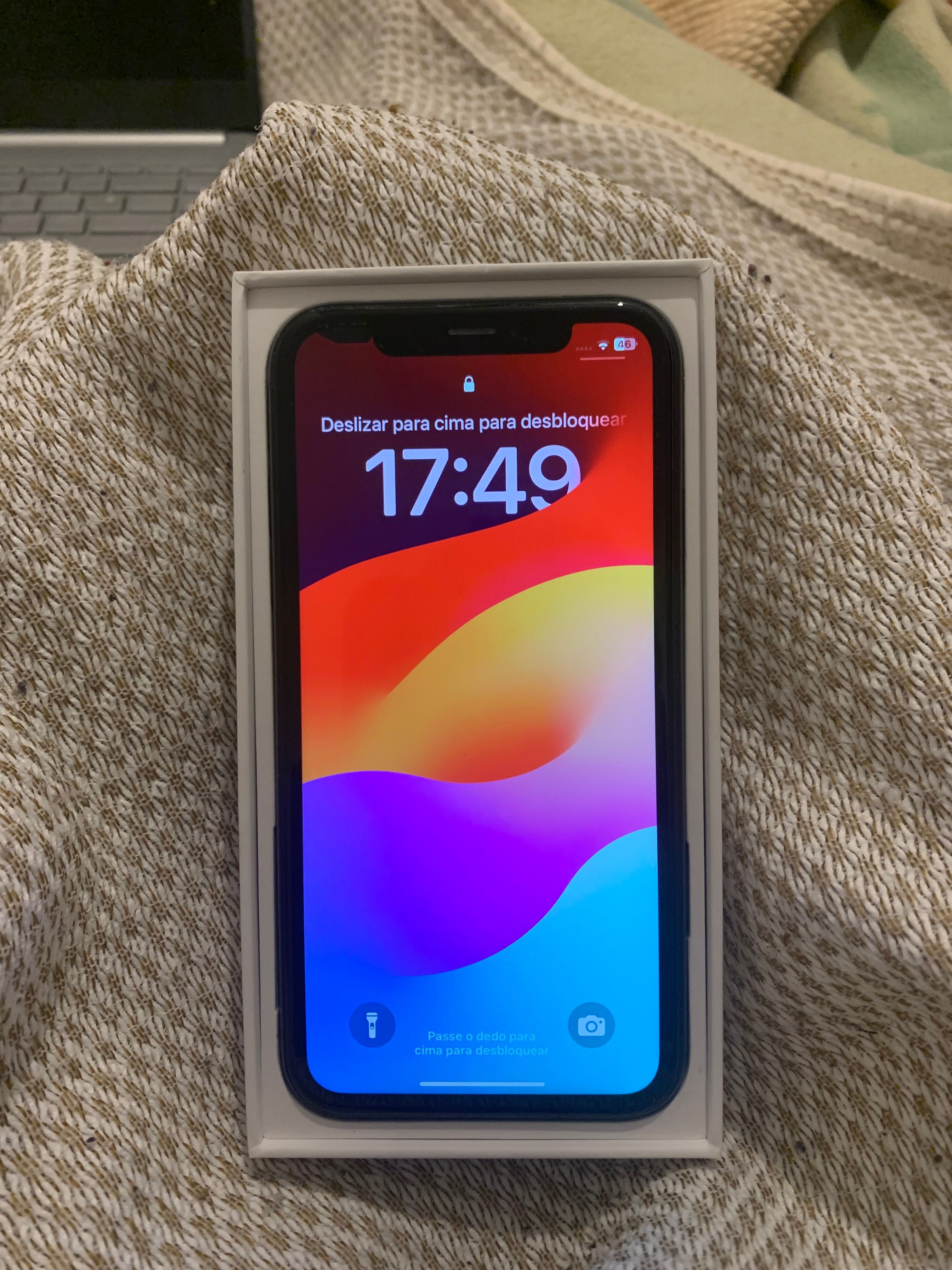 iPhone XR black de 128gb