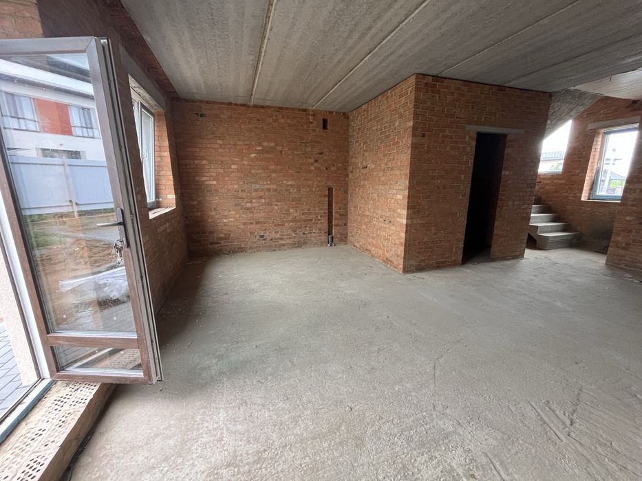 Продаж таунхауса 100 м2 КУТОВИЙ