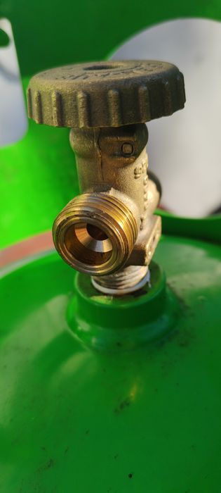Продам балон пропановый 12л