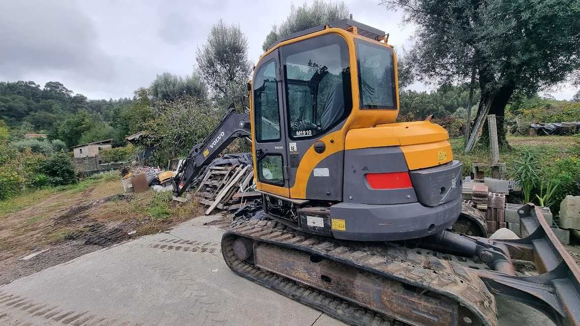 giratoria volvo ECR88