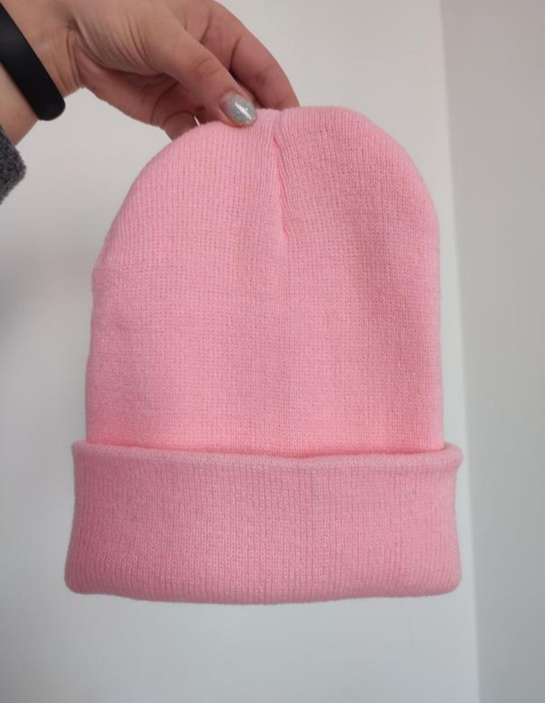 Нова рожева шапка