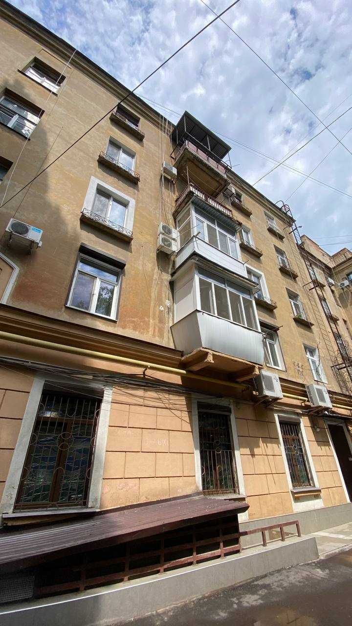 Продам 2-х комнатную в центре солнечной Одессы