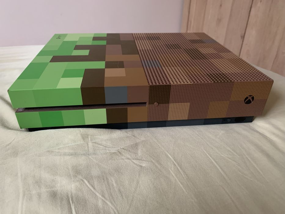 Xbox one s minecraft limited edition