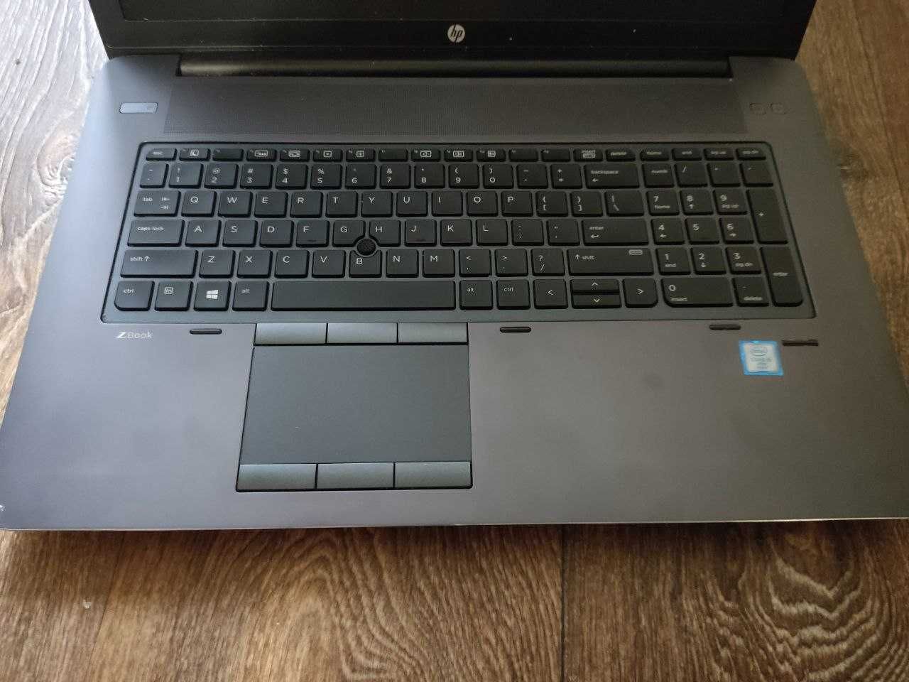 HP Zbook 17 g3 6440hq/16gb ddr4/nvidia m1000/SSD + HDD/батарея 11 год