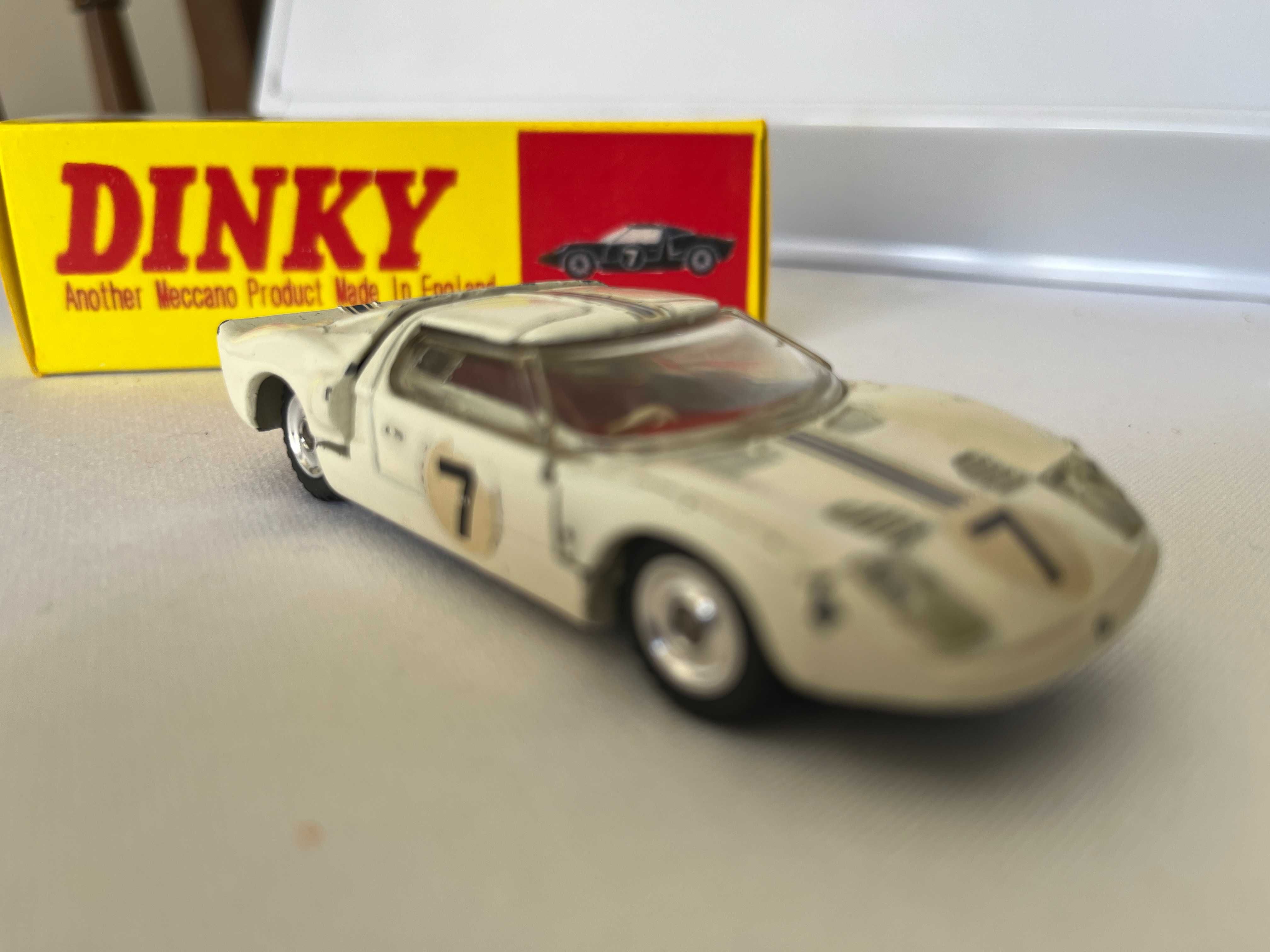 215 Dinky Toys – Ford GT Racing Car (plastic headlights RARO) - 1/43