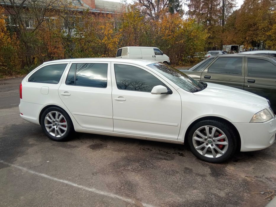 Продам автомобіль шкода Октавія а5рс