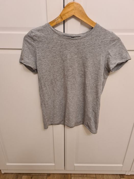 T-shirt damski Sinsay