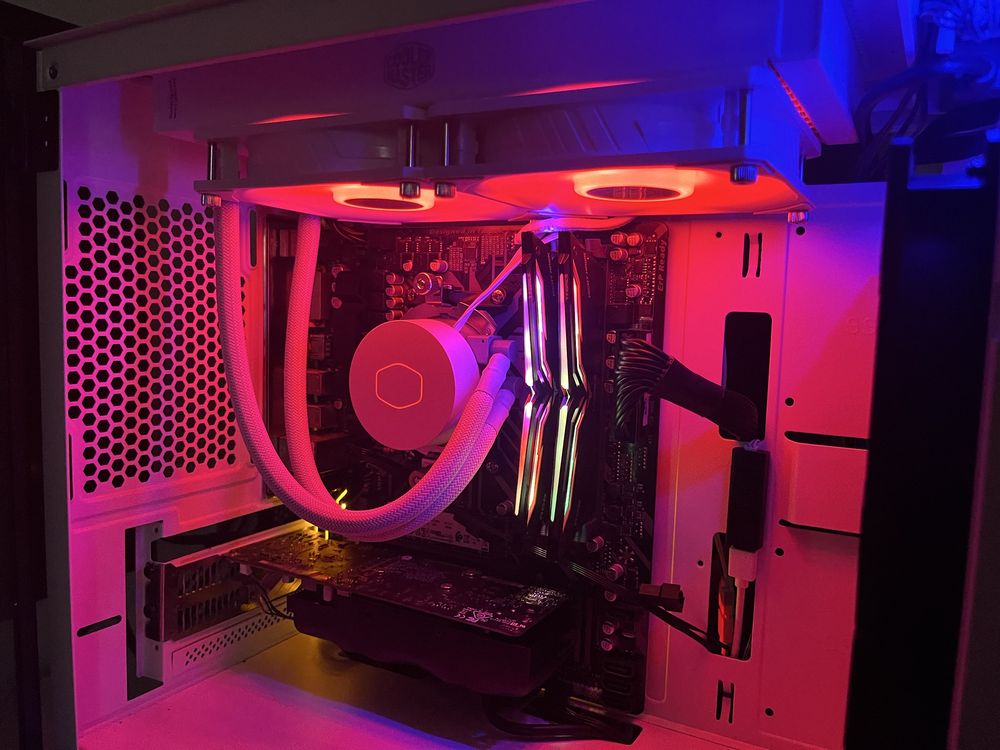 OPORTUNIDADE - PC Gamer Ryzen 5 5600