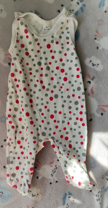 Śpiochy dziewczynka 62