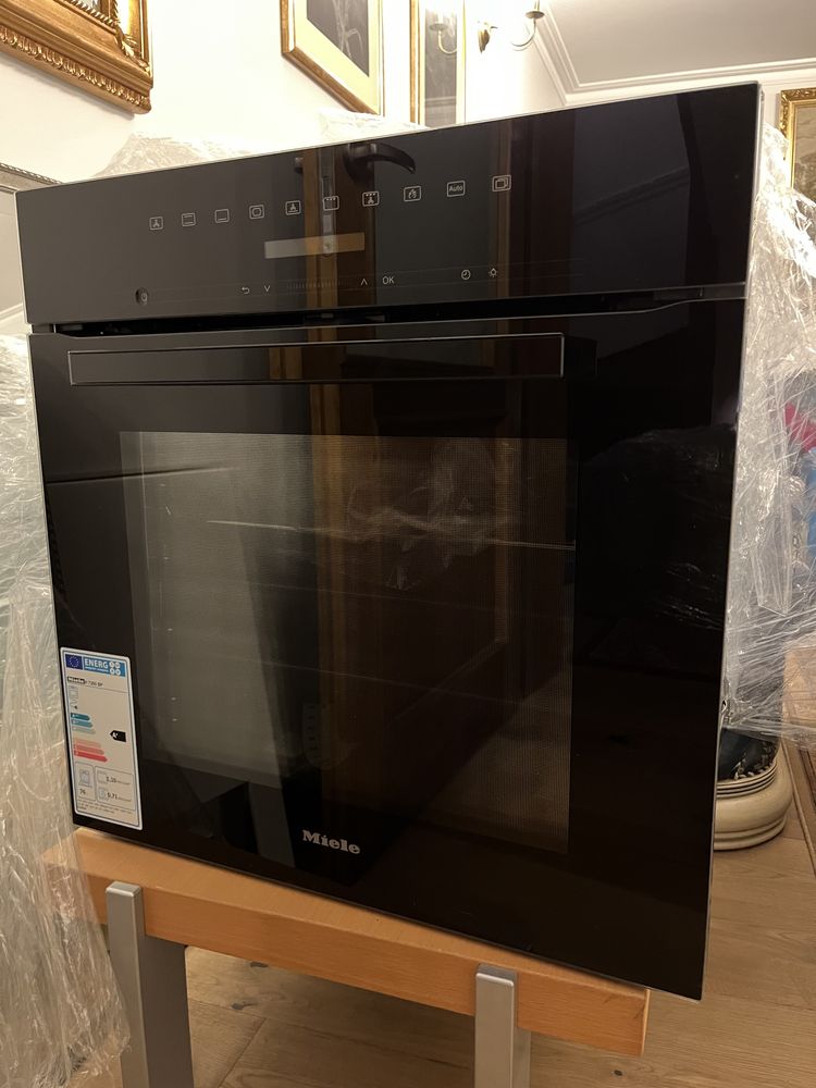 Miele H7260bp cały czarny