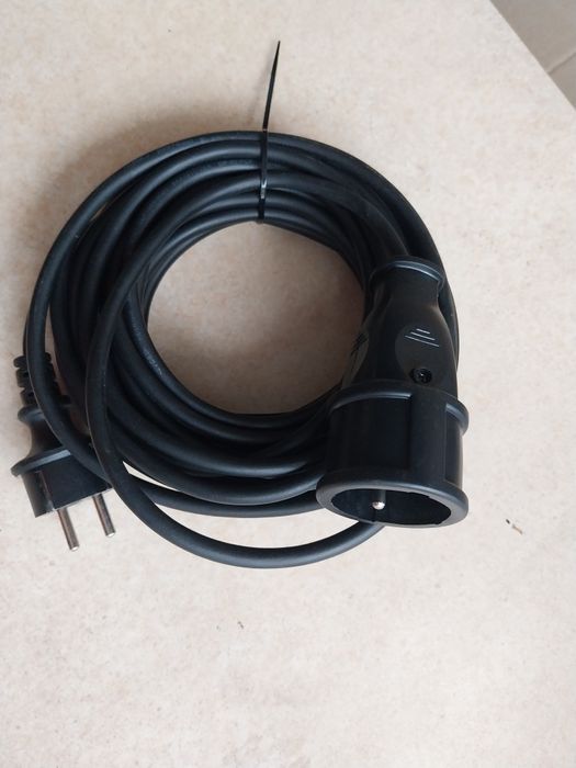 Przedłużacz 10m trzy żyłowy