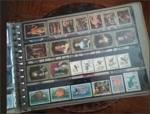 Album com mais de 400 selos
