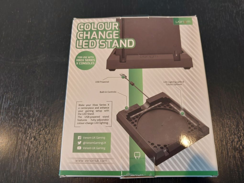 Podstawka Pod Konsolę XBOX Series X Stacja Dokująca Podświetlana LED