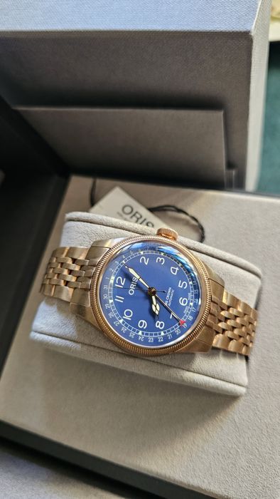 Oris Big Crown Pointer Date Bronze – Blue Dial

Condition: Perfect
