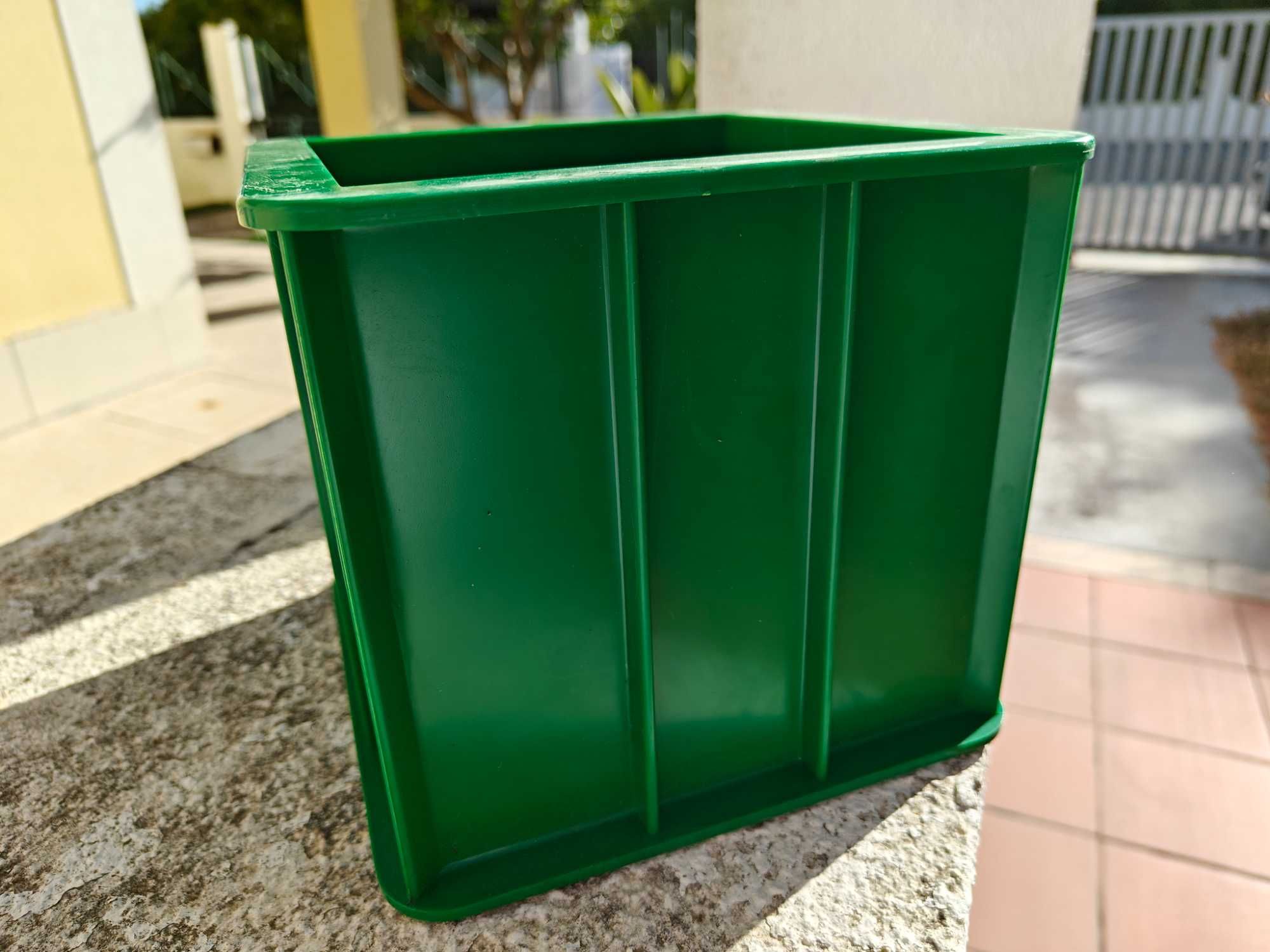 Molde cubo teste de betão - embalagens caixa +- 1m x 1m