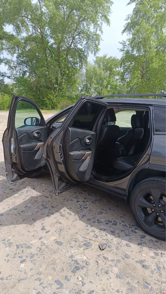 Jeep Cherokee 3.2 2017