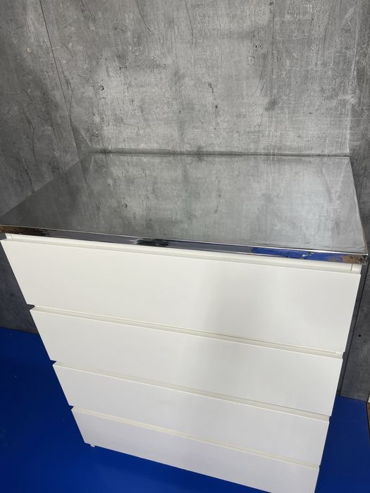 Biała komoda ikea nalm 4 szuflady
