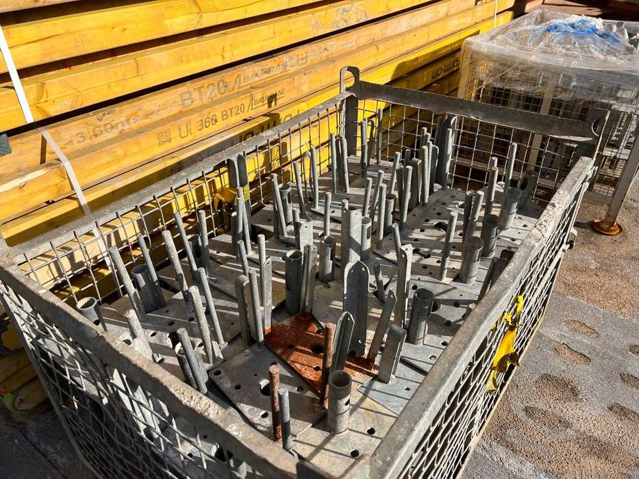 Szalunek stropowy 200m2 - Używany! Stemple, doki, głowica, trójnóg