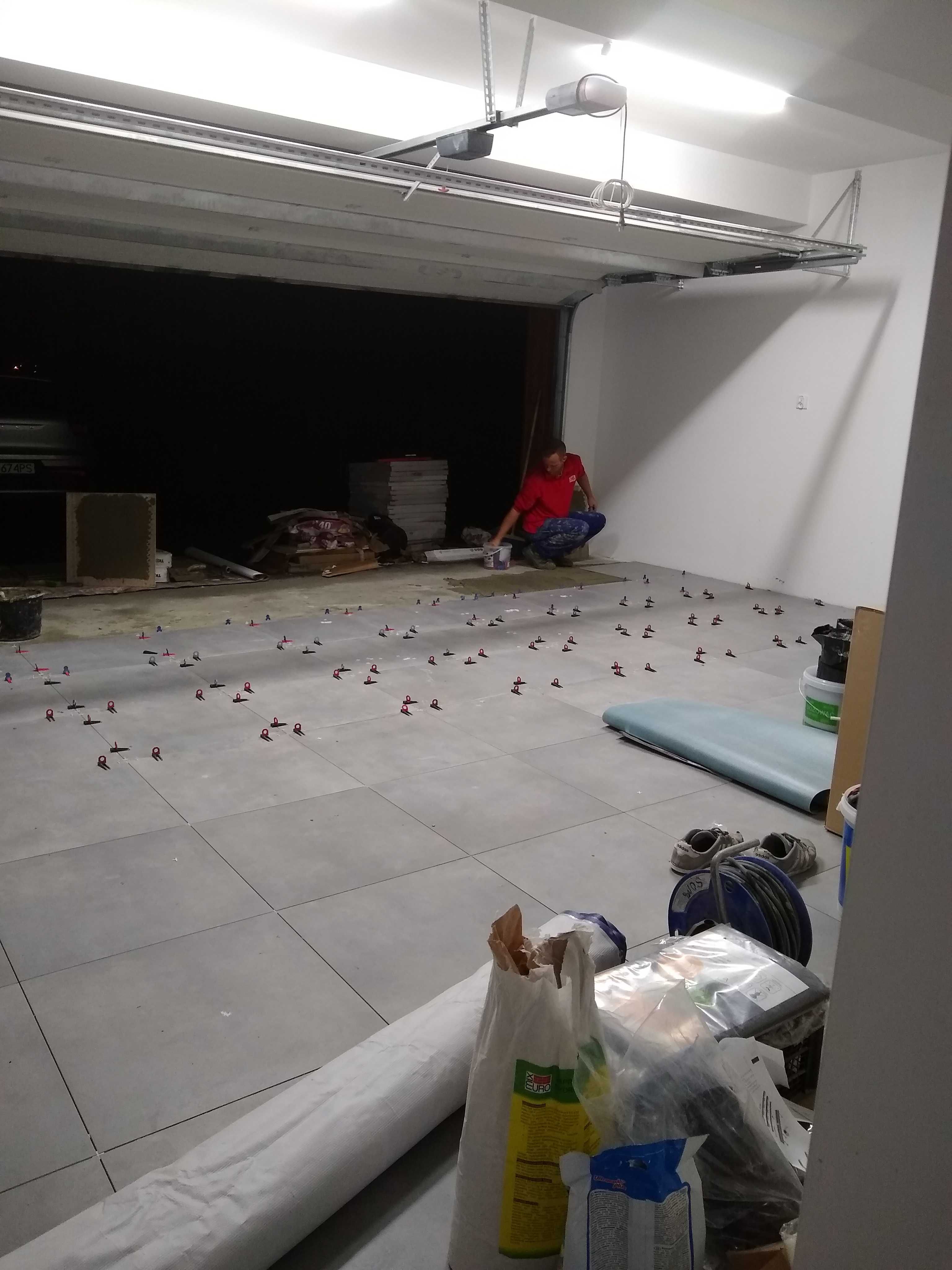 Wykończenia wnętrz ,pracę ogólnobudowlane, generalne remonty, projekty