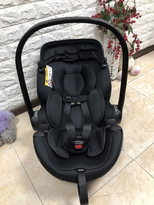 Автокрісло Britax Römer Baby-Safe 5Z Група 0+ (0-13 кг) автолюлька